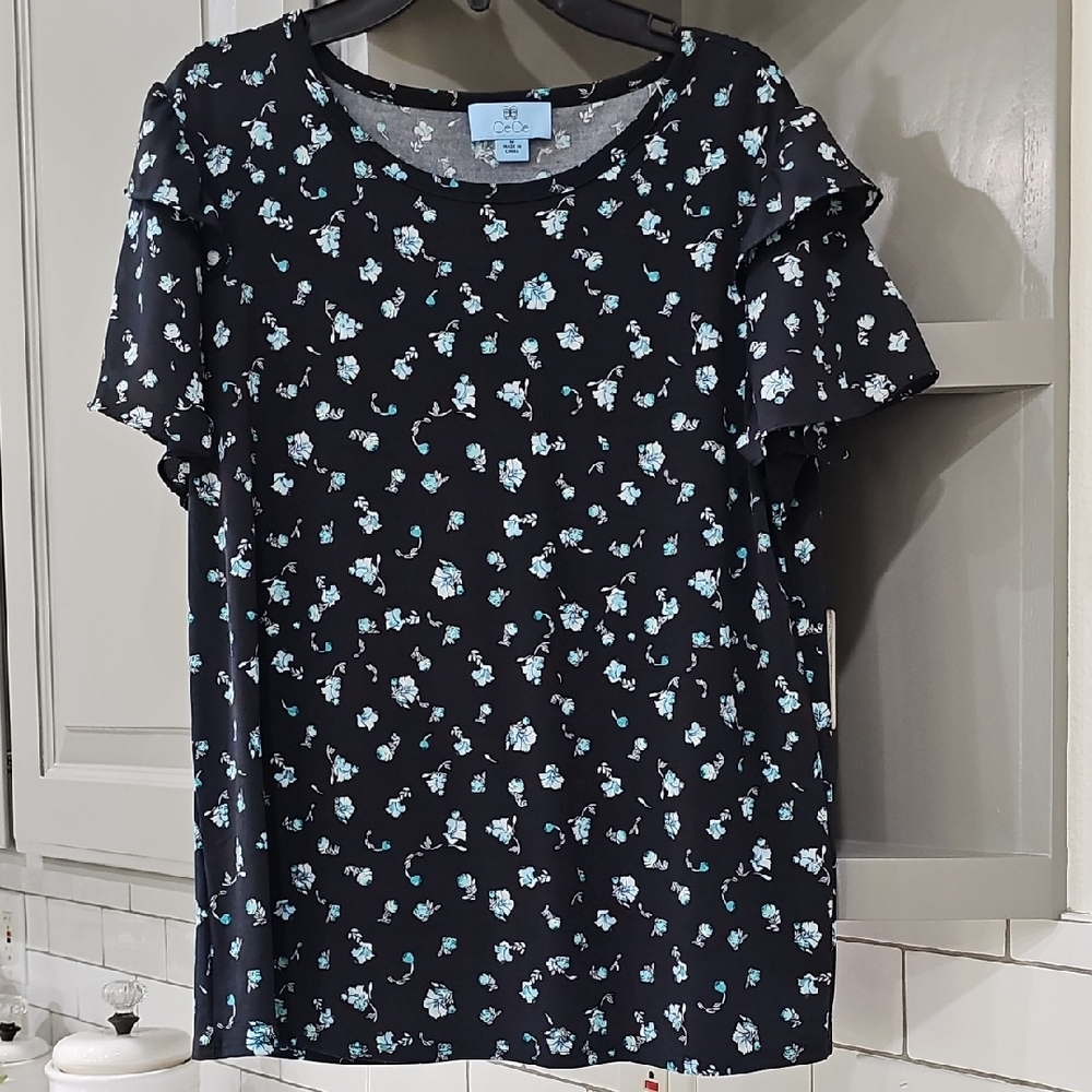 CeCe Black and White Floral Blouse